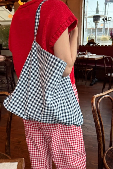 Happy Carry Bag in Navy Gingham