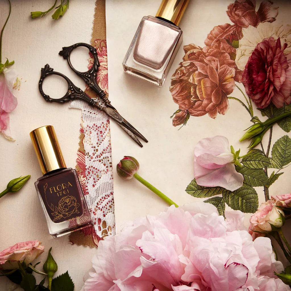 Flora 1761 Nail Lacquer in Speckled Hellebore