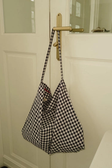Happy Carry Bag in Navy Gingham