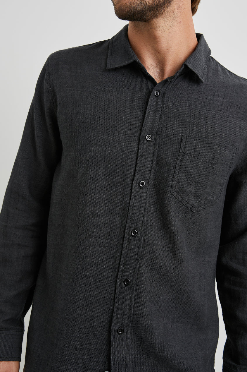 Wyatt Shirt in Black Chambray